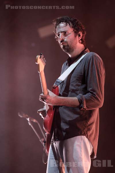 FOALS - 2019-08-25 - SAINT CLOUD - Domaine National - Scene de la Cascade - Jimmy Smith